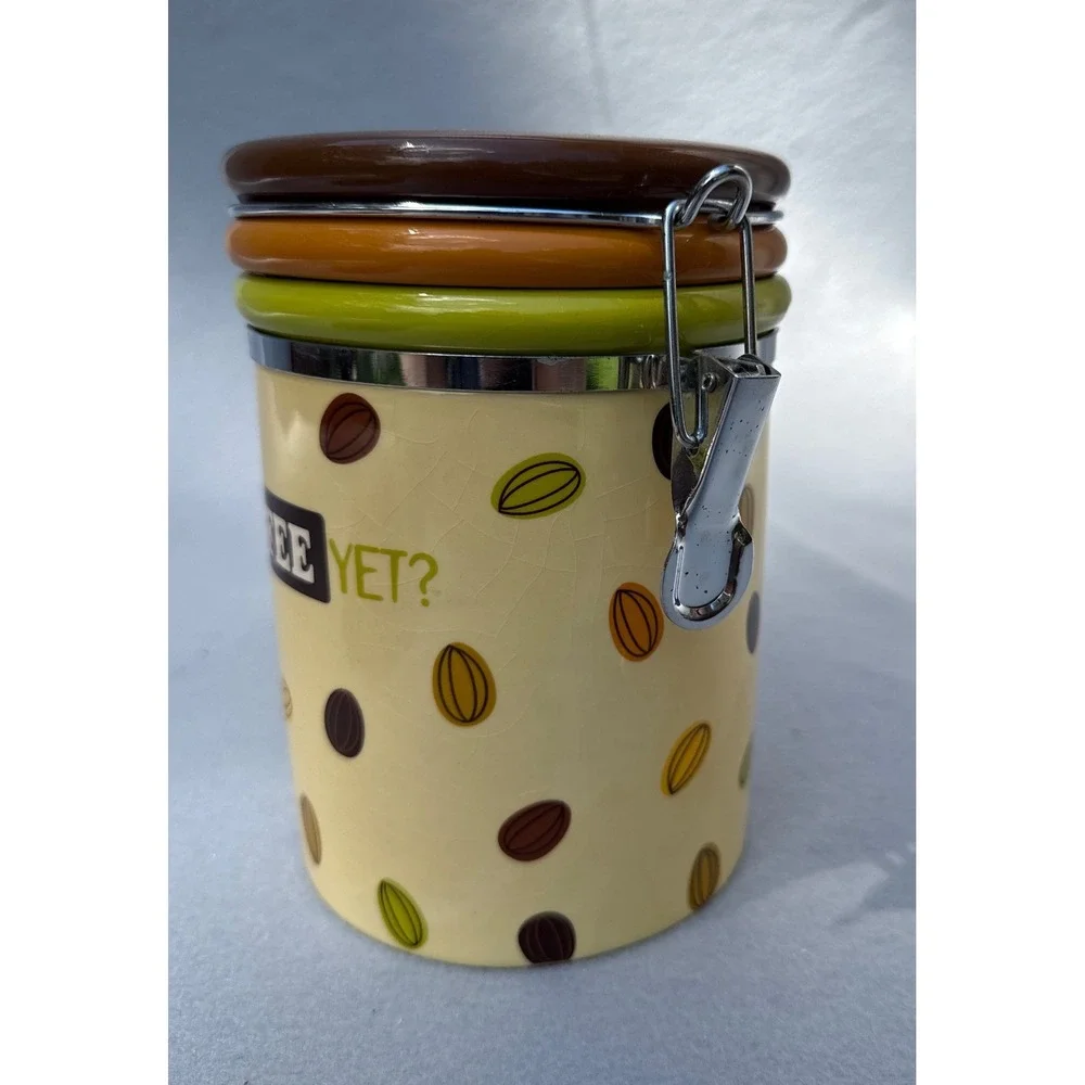 Cracker Barrel Coffee Canister Wendy Bentley Cream Ceramic Jar Cookies Treats